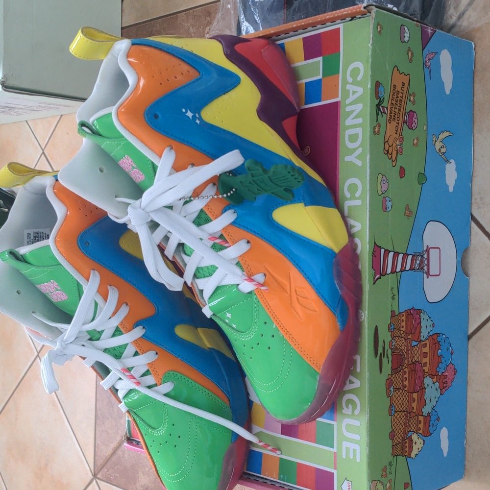 Reebok kamikaze II candy land size 10.5 and Reebok candy land tee size L